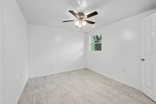 2848 W Harwood St, Orlando, FL 32805 - Photo 13