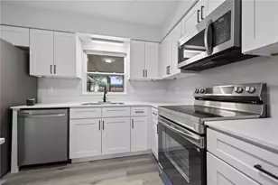 2390 Northland Rd, Mount Dora, FL 32757 - Photo 11