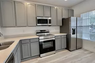 10946 Savannah Wood Dr, Orlando, FL 32832 - Photo 11