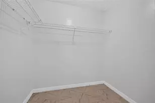 658 Royalty Ct, Kissimmee, FL 34758 - Photo 25
