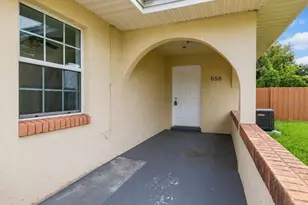 658 Royalty Ct, Kissimmee, FL 34758 - Photo 1