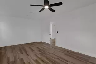 2433 Benjamin Dr, Kissimmee, FL 34744 - Photo 15