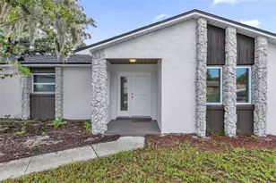 2433 Benjamin Dr, Kissimmee, FL 34744 - Photo 3