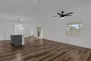 2433 Benjamin Dr, Kissimmee, FL 34744 - Photo 11