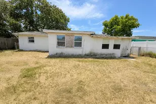 3303 Eisenhower Dr, Holiday, FL 34691 - Photo 11