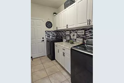 2732 E Lake Pointe Drive, Kissimmee, FL 34744 - Photo 37