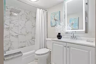 10365 Paradise Blvd, Treasure Island, FL 33706 - Photo 13