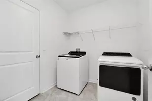 243 Hayley St, Winter Haven, FL 33884 - Photo 23