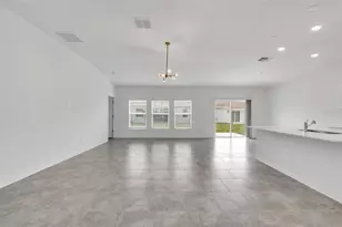 243 Hayley St, Winter Haven, FL 33884 - Photo 3