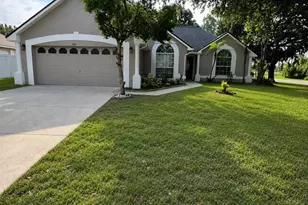 1901 Ashley Oaks Ct, Saint Cloud, FL 34771 - Photo 1