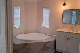 105 Canary Ln, Satsuma, FL 32189 - Photo 13