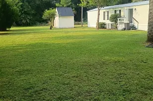105 Canary Ln, Satsuma, FL 32189 - Photo 27