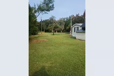 105 Canary Lane, Satsuma, FL 32189 - Photo 29