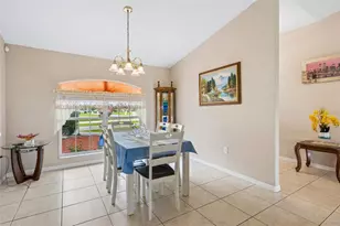 140 Morning Glory Cir, Winter Haven, FL 33884 - Photo 9