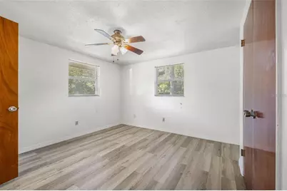 9610 N 12th Street, Tampa, FL 33612 - Photo 15