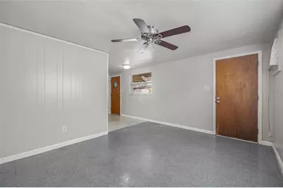 9610 N 12th Street, Tampa, FL 33612 - Photo 19