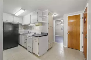 9610 N 12th St, Tampa, FL 33612 - Photo 21