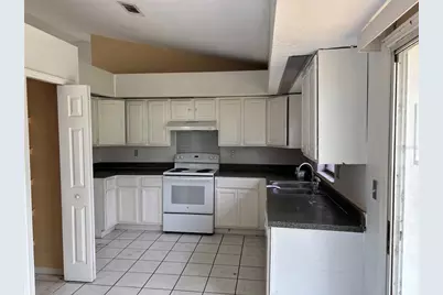 833 Oglethorpe Court, Kissimmee, FL 34758 - Photo 9