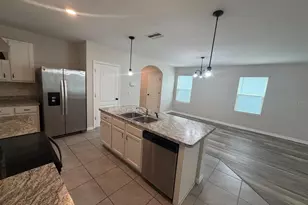 225 Gina Ln, Davenport, FL 33837 - Photo 7
