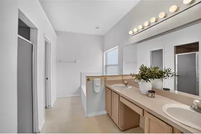 3832 Blackberry Circle, Saint Cloud, FL 34769 - Photo 13