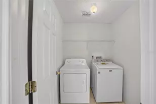3832 Blackberry Cir, Saint Cloud, FL 34769 - Photo 19