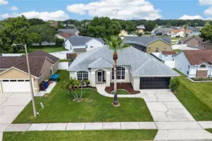 3832 Blackberry Cir, Saint Cloud, FL 34769 - Photo 3
