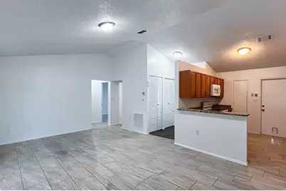 10 York Court, Kissimmee, FL 34758 - Photo 9