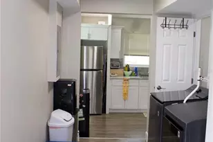 315 Amador Cir, Orlando, FL 32810 - Photo 13