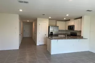 2923 Brie Hammock Bnd, Saint Cloud, FL 34773 - Photo 3