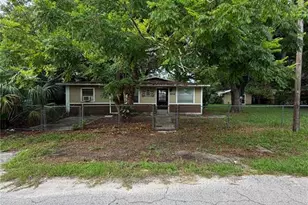 9314 Mango St, New Port Richey, FL 34654 - Photo 25