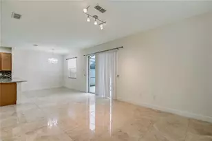 500 Las Fuentes Dr, Kissimmee, FL 34746 - Photo 9