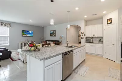 2916 Hooded Crane Cove, Saint Cloud, FL 34773 - Photo 5