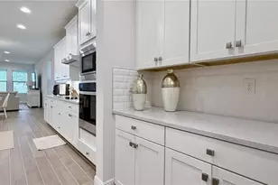 18321 Oliver Twist Wy, Winter Garden, FL 34787 - Photo 3