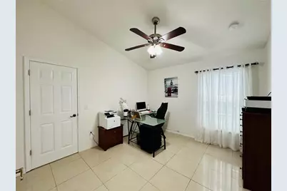 8885 Palisades Beach Avenue, Orlando, FL 32829 - Photo 25