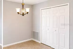5220 Via Hacienda Cir, Orlando, FL 32839 - Photo 5