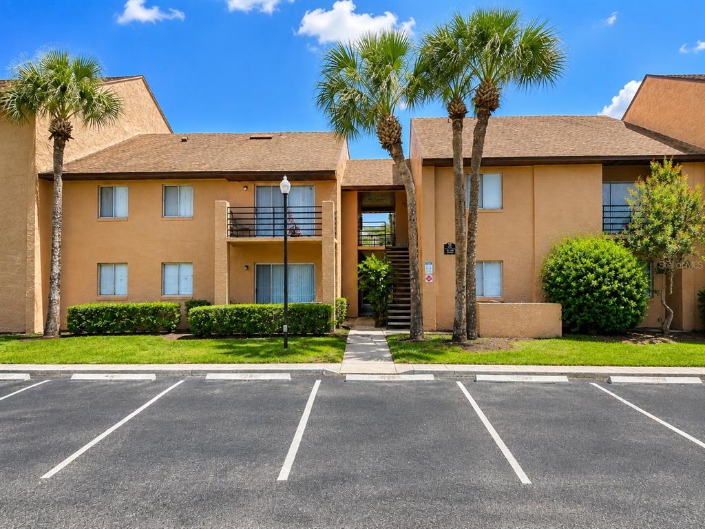 5220 Via Hacienda Cir #A112 - 5220 Via Hacienda Cir #A112, Orlando, FL 32839 Luxury Property | Jose Angel Pina