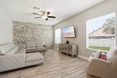 340 Ballyshannon Drive, Davenport, FL 33897 - Photo 9
