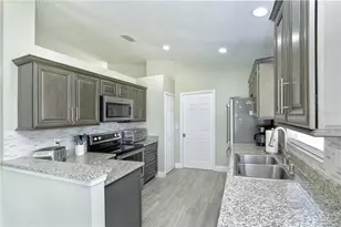 1942 Bermuda Pointe Dr, Haines City, FL 33844 - Photo 13