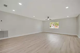 8624 Baylor Cir, Orlando, FL 32817 - Photo 11