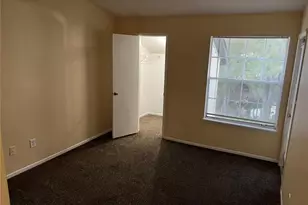 1924 Lake Atriums Cir, Orlando, FL 32839 - Photo 5