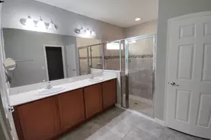 2213 Waukegan Dr, Kissimmee, FL 34758 - Photo 13