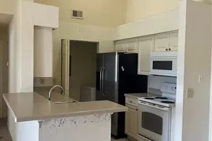1205 Bermuda Lakes Ln, Kissimmee, FL 34741 - Photo 9