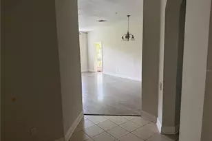 3326 Robert Trent Jones Dr, Orlando, FL 32835 - Photo 5