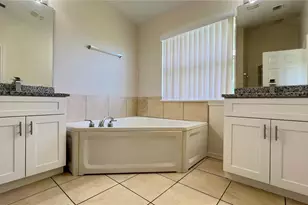 2848 Club Cortile Cir, Kissimmee, FL 34746 - Photo 29