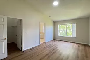 2848 Club Cortile Cir, Kissimmee, FL 34746 - Photo 25