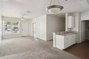 6005 Hemingway Cir, Haines City, FL 33844 - Photo 9