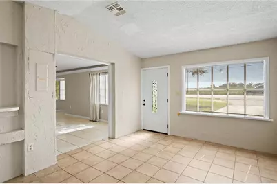 805 Center Street, Dundee, FL 33838 - Photo 9