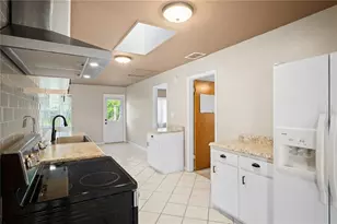 805 Center St, Dundee, FL 33838 - Photo 13