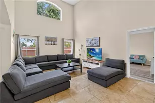 1550 Casterton Cir, Davenport, FL 33897 - Photo 5