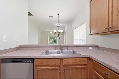 20221 Vintage Oaks Place, Tampa, FL 33647 - Photo 13